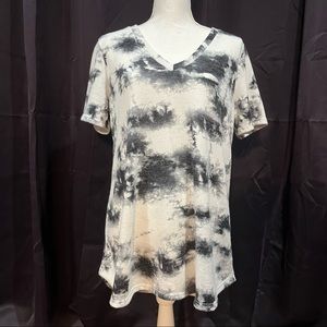 BiBi black & white tie dye top Sz M